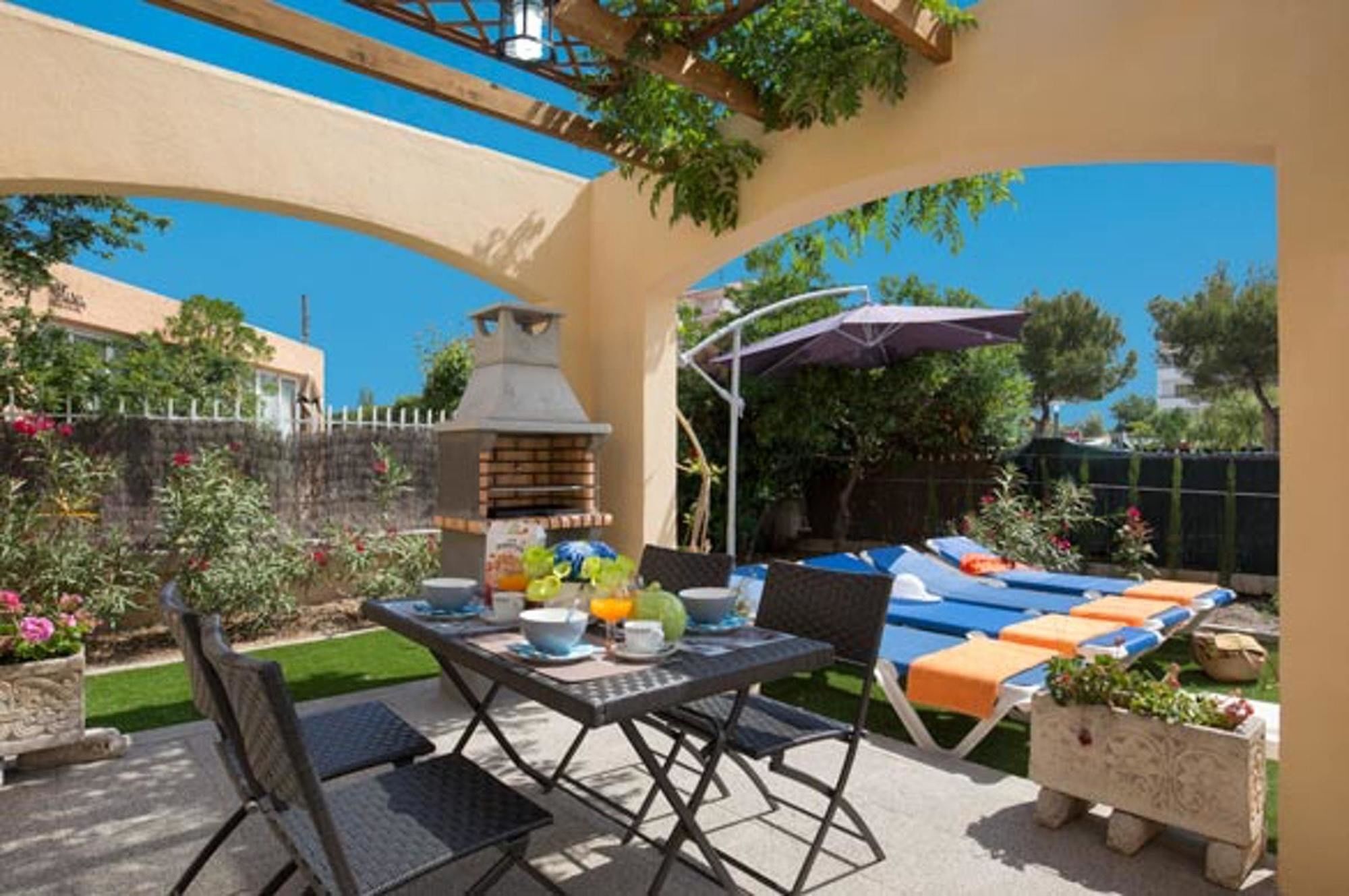 Alpstuga With 2 Bedrooms In Alcudia, With Wonderful View, Private P